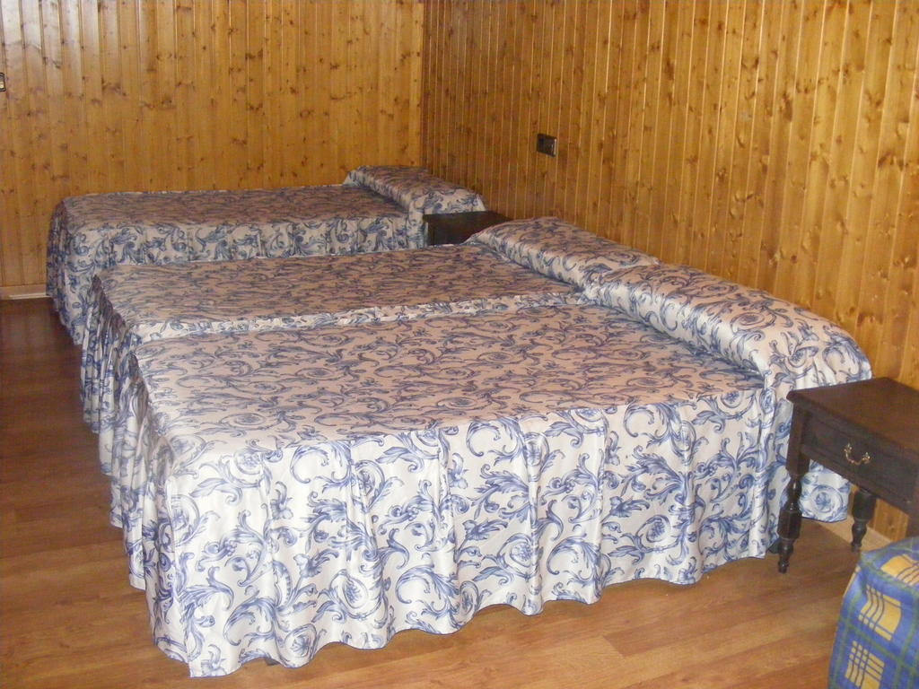 Hotel Europa Les Cameră foto