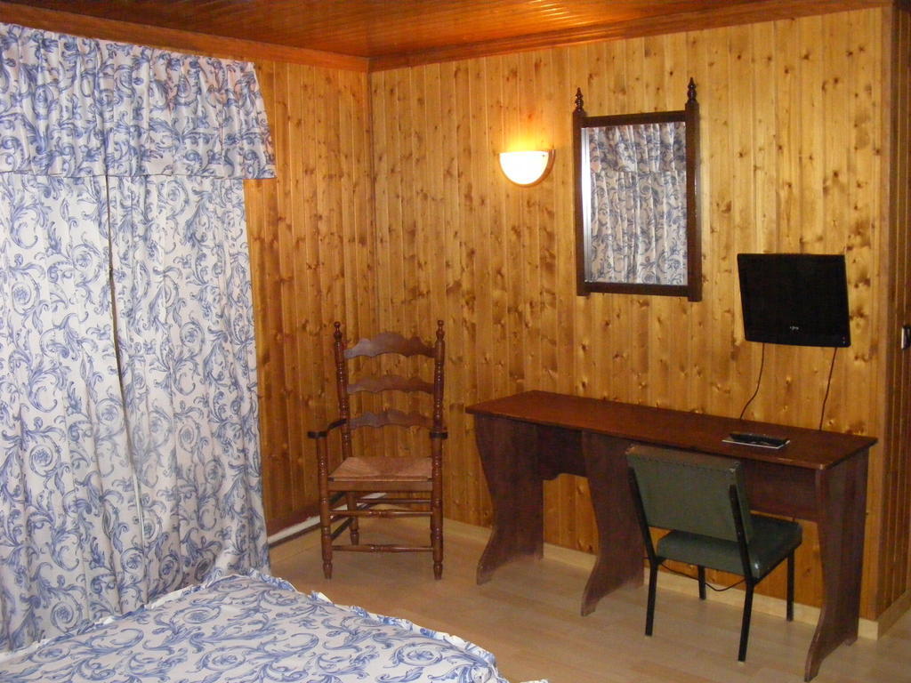 Hotel Europa Les Cameră foto