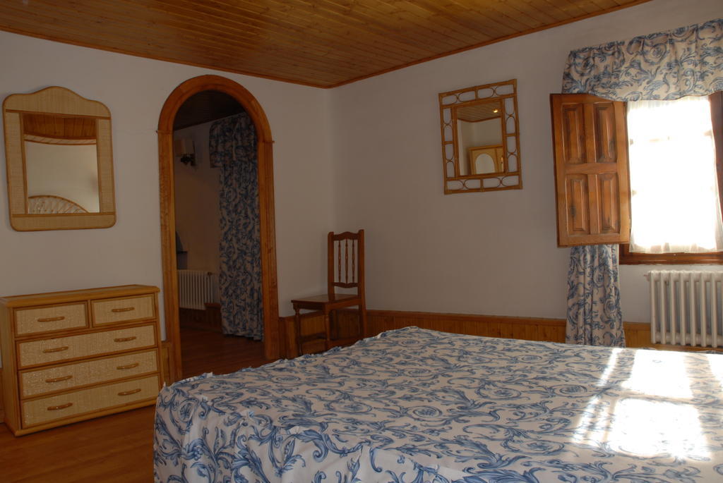 Hotel Europa Les Cameră foto